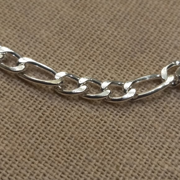 $5 Closeout Bracelet - Picture 2 of 2